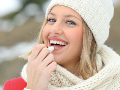 Proteggere le labbra dal freddo: i migliori rimedi naturali